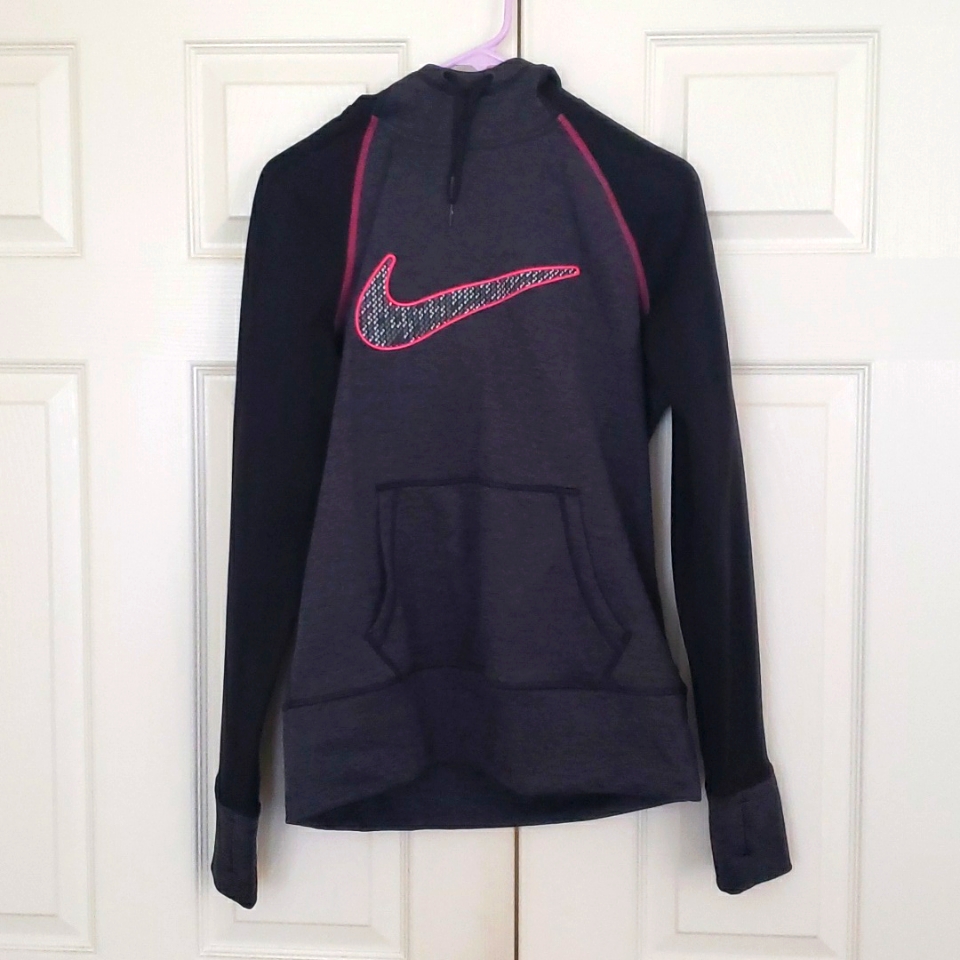 Nike Women's Hoodie In M